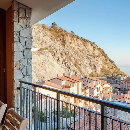 Portopiccolo Avolare In Borgo - Included