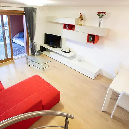 Portopiccolo Avolare In Borgo - Included *