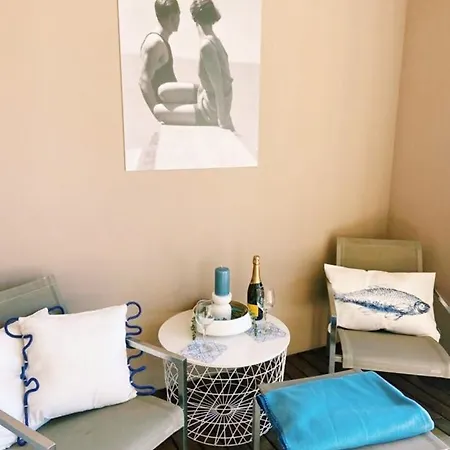 Portopiccolo Avolare In Borgo *