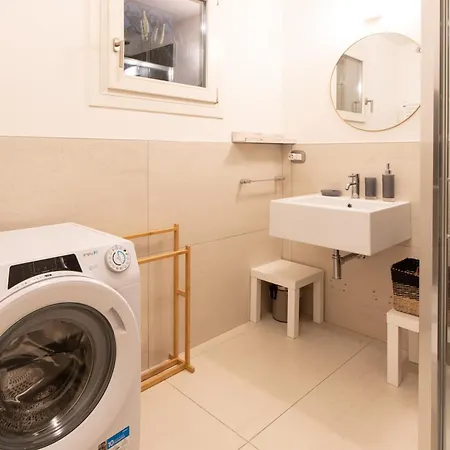 Portopiccolo Avolare In Borgo, Included