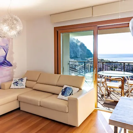 Portopiccolo Avolare In Borgo, Included Apartman *