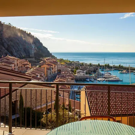 Portopiccolo Avolare In Borgo * Sistiana