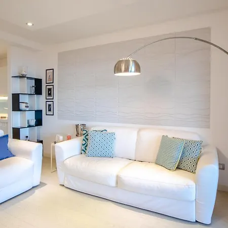 Portopiccolo Avolare In Borgo *