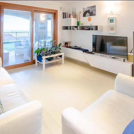 Portopiccolo Avolare In Borgo, Included